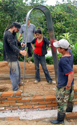 Taller práctico en Nicaragua sobre construcción con tierra cruda