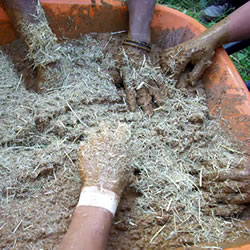 Taller práctico en Nicaragua sobre construcción con tierra cruda